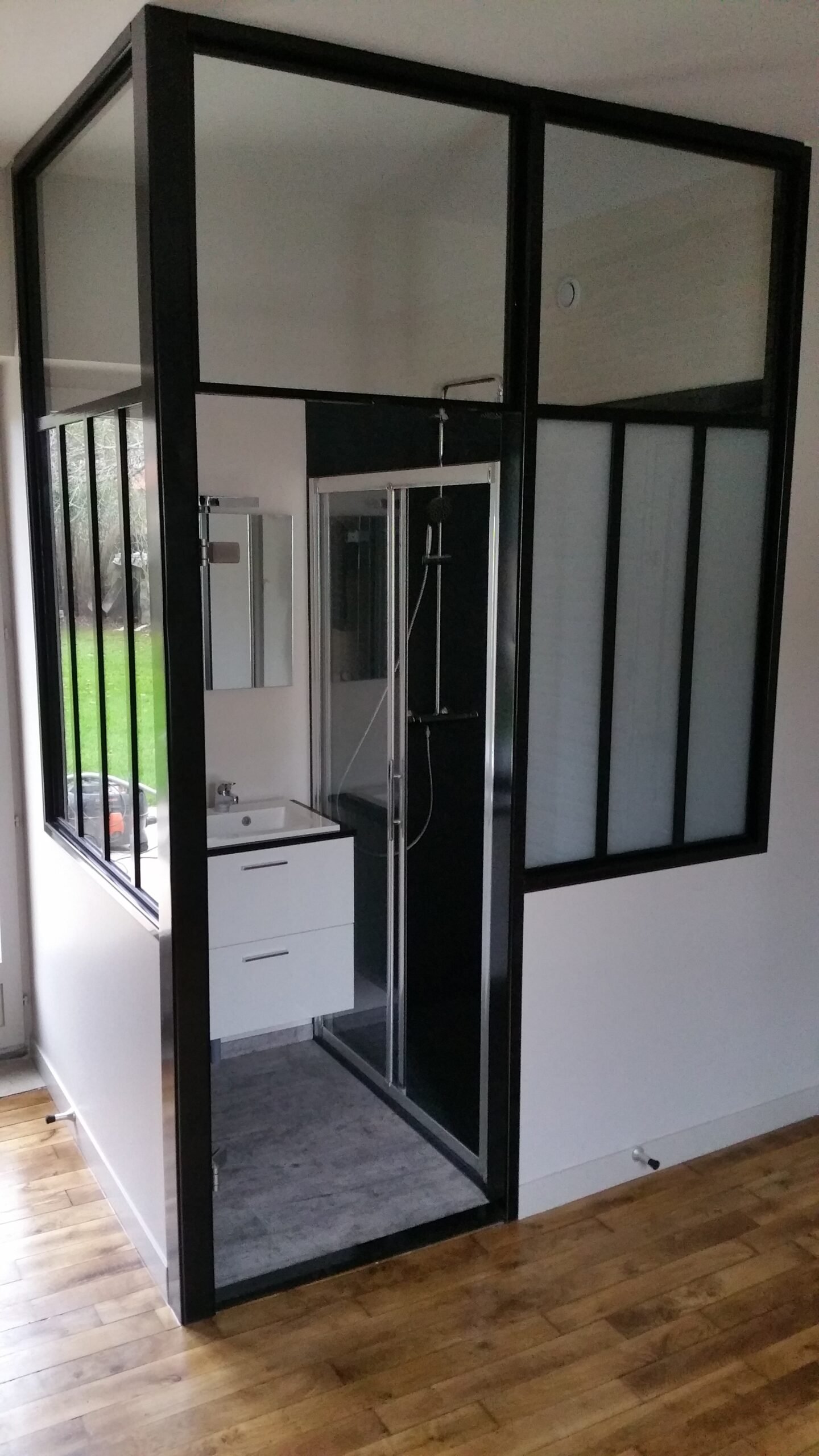 Douche à l'italienne & verrière atelier — Vitré